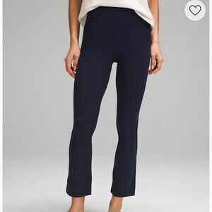 BRAND NWT LULULEMON FLARE LEGGINGS